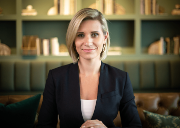 Crafting Experiences, Shaping Success: The Inspiring Journey of Oana Borcoman and EVOKE: An Experience Agency