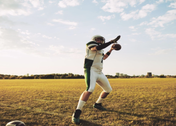 Zebulun Koenig’s Insight on Aaron Rodgers: The Journey of an Iconic Quarterback