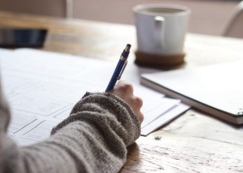 9 Tips for Enhancing Your Essays with Advanced Writing Tools