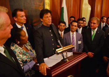 Convicted thief Tahir Javed from US joins Pakistan govt cabinet