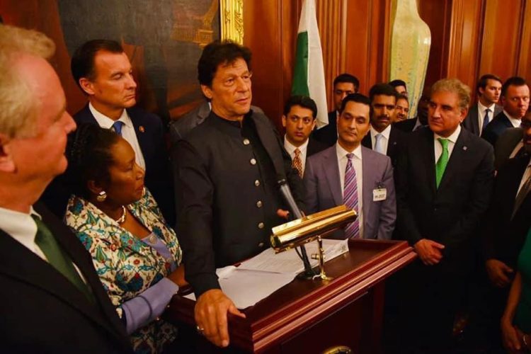 Convicted thief Tahir Javed from US joins Pakistan govt cabinet