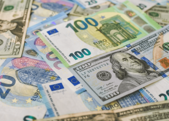 Keeping An Eye Out For The Features of The Foreign Exchange Market