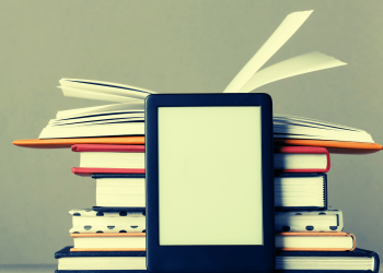 E-Books vs. Physical Books: Tesia Dobrydnia Discusses the Pros, Cons, and Making the Right Choice for You
