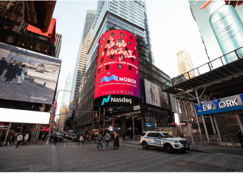 MOBOX lands on the main screen of Nasdaq, shining in New York Times Square