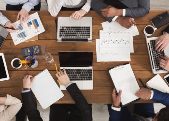 Building Resilient Financial Teams: Lessons from Nicholas David Cully