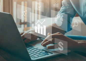 Tech-Savvy and Client-Centric: Jonathan Amoia Shares Industry Tools for Certified Private Wealth Advisors in 2024