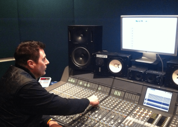 Crafting Soundscapes: Ralf Muller’s Journey of Self-Production