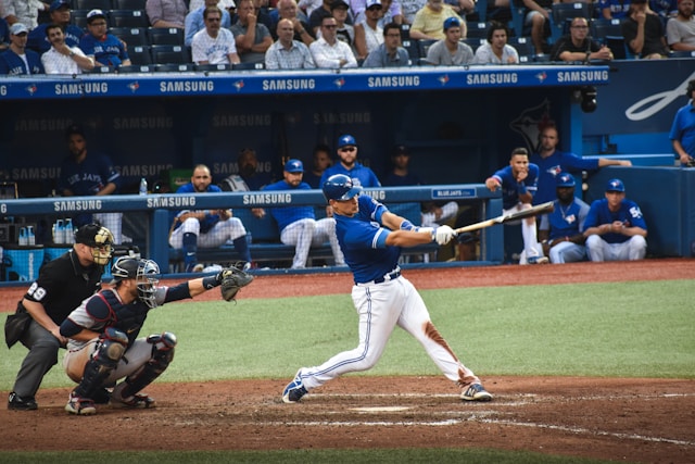Baseball Legends: Reflecting on Iconic 90s All-Star Players and Their Batting Averages