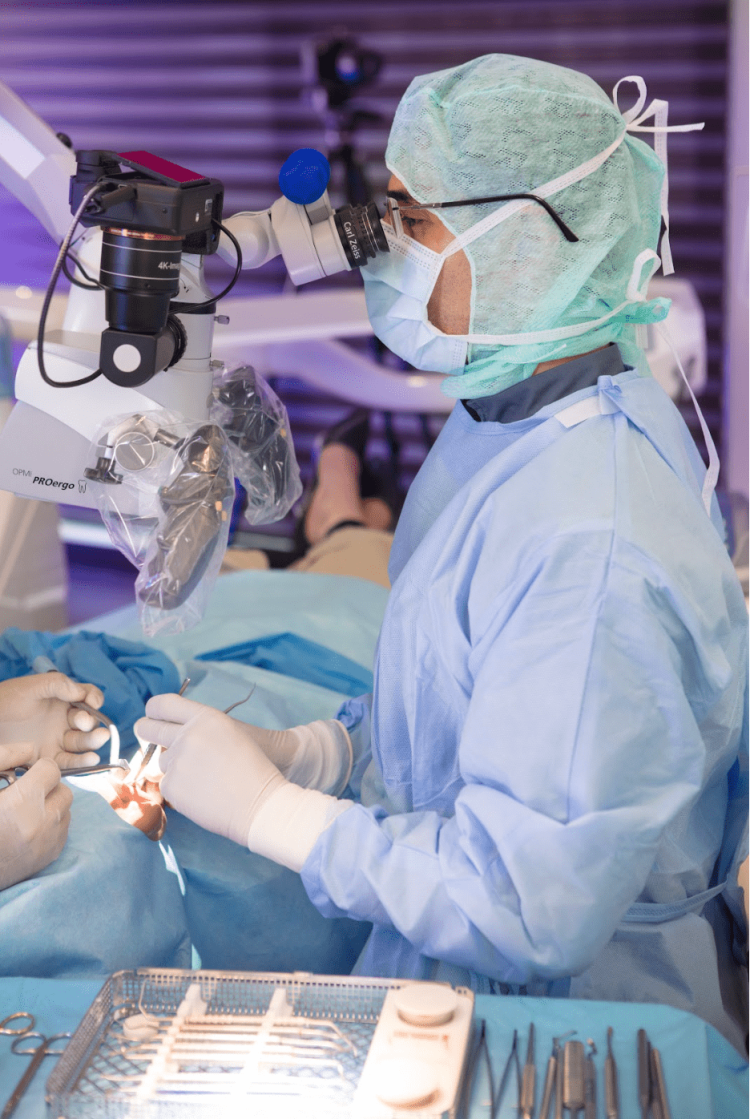 Oral surgeon and microscopic dentistry scientist, Dr. Behnam Shakibaie,is revolutionizing modern dentistry with his new treatment methods