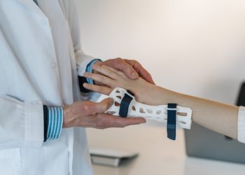 Milan Chakrabarty: The Impact of Volunteering as a Physician with the Flying Doctors Service