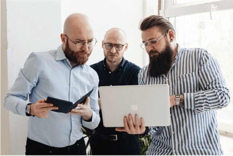Key Steps to Fostering Effective Collaboration Between In-house and Outsourced Dev Teams