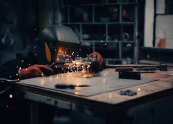 How to Choose the Right Handyman for Your Home Projects