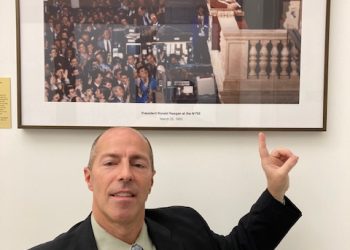 Eric Peter Weschke Focuses on Helping Clients Strengthen Portfolios Through Risk-Adjusted Strategies and Long-Term Planning