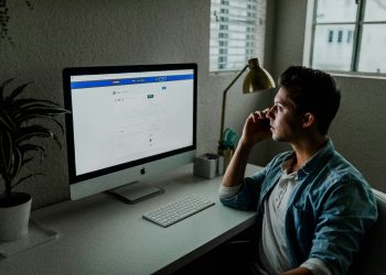 From Freelance Writer to Editorial Consultant: Career Growth for Writers