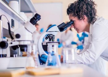 Balancing Surgery and Science: Melina Kibbe on The Reality of Being a Surgeon-Scientist