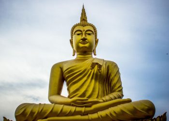 What Forty Years of Teaching Vipassana Has Taught Robert Beatty About Presence