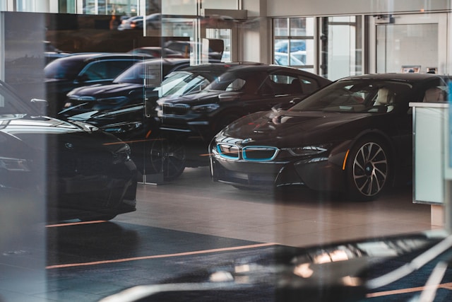 Scott Stoneham on Why Niche Dealerships Outperform Traditional Auto Sales in Volatile Economies