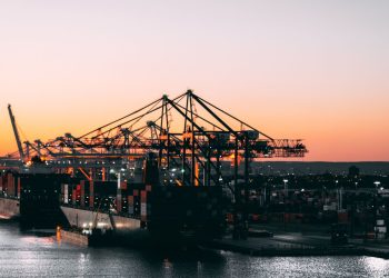 Installation of All Caissons Completed for Luoyu Berth No. 13 Project