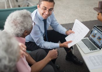 Kevin Sarvey Illustrates How Client Service Builds Better Analysts