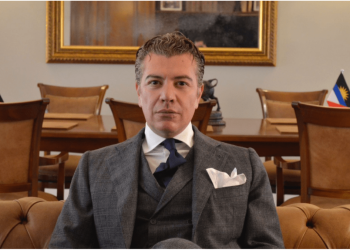 Ambassador Dario Item’s Antigua.news Provides Critical Insights into Credit Suisse AT1 Bond Crisis