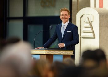 David Miscavige: Great Spiritual Leaders Have These 6 Key Qualities