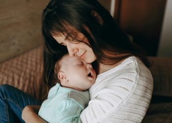 How Many Hours of REM Sleep Do You Need for Better Health and Energy?