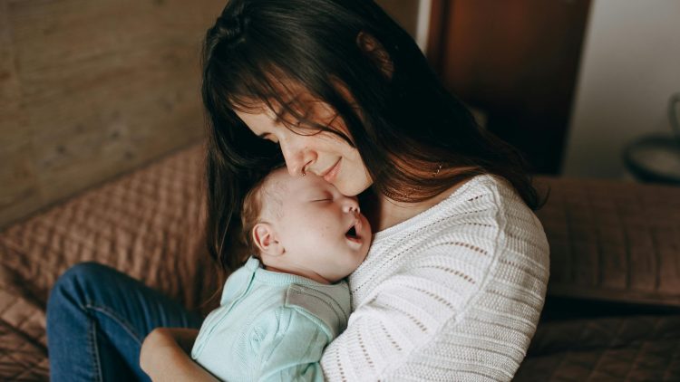 How Many Hours of REM Sleep Do You Need for Better Health and Energy?