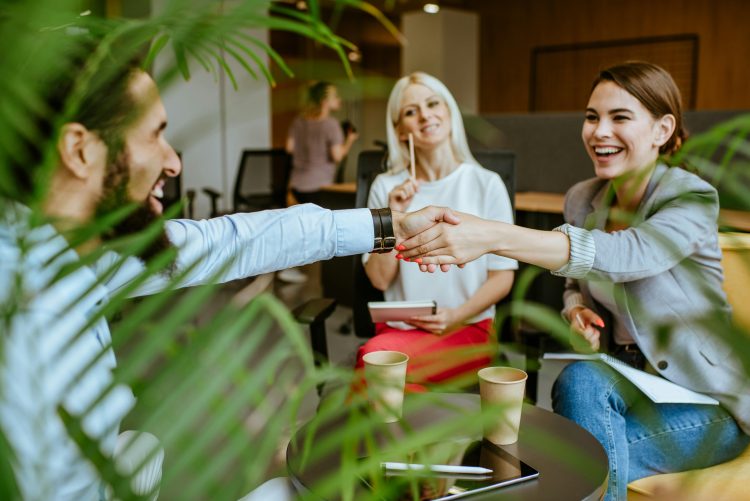 Zuhair Alsikafi Discusses the Role of Local Networking in Building a Sustainable Freelance Career