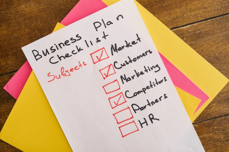 Alec Lawler on Maximizing Your Startup Potential: Tips for Thriving on a Tight Budget