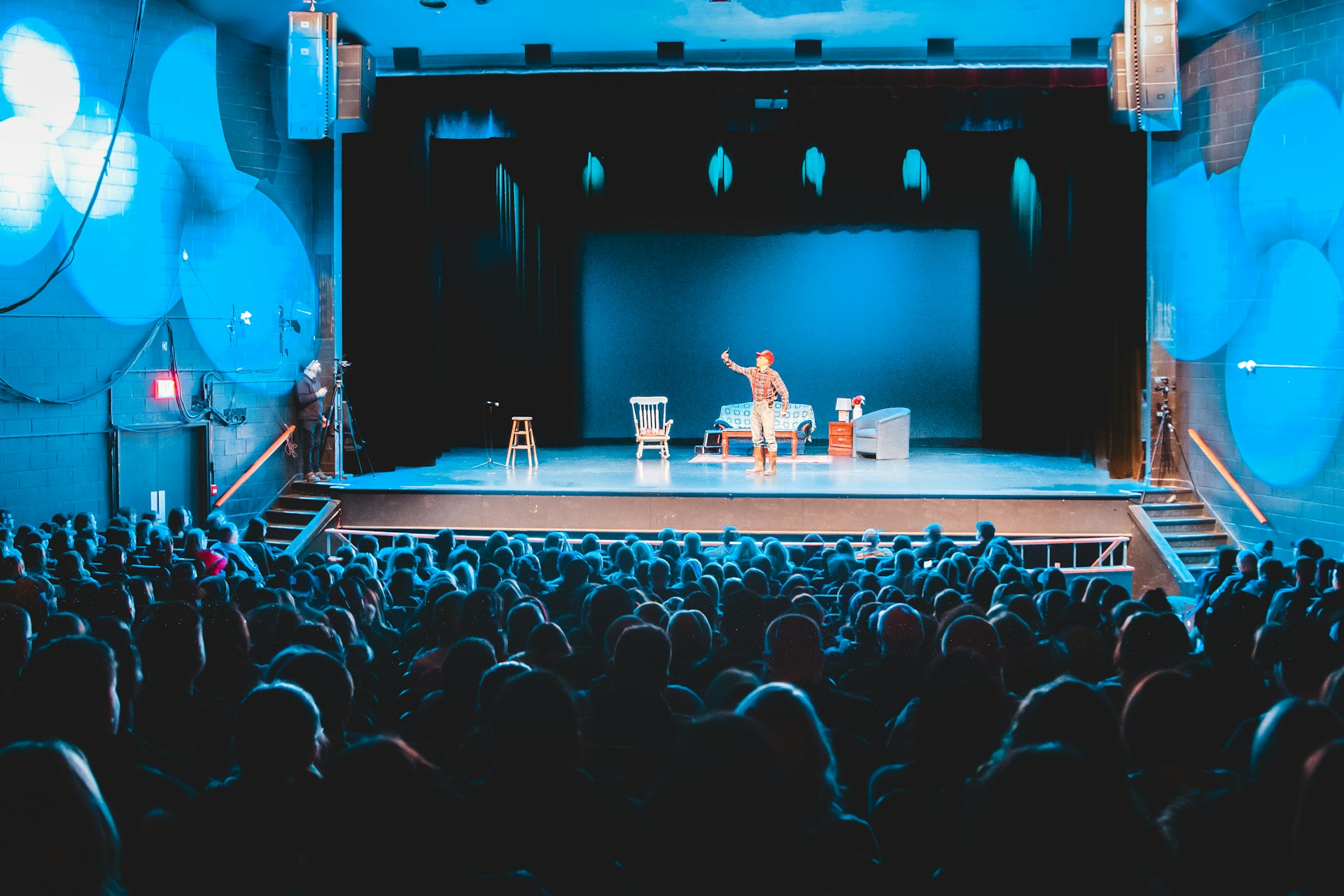 Small Stages, Bigger Risks: James Simon, Producer, Shines a Light on Where Theater Becomes Brave Again