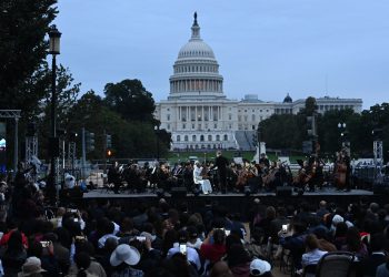 “Grand Yuyuan Intangible Cultural Heritage” Debuts at “Future Resonance · ShanghaiEye Night” in Washington