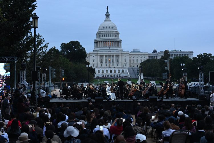 “Grand Yuyuan Intangible Cultural Heritage” Debuts at “Future Resonance · ShanghaiEye Night” in Washington